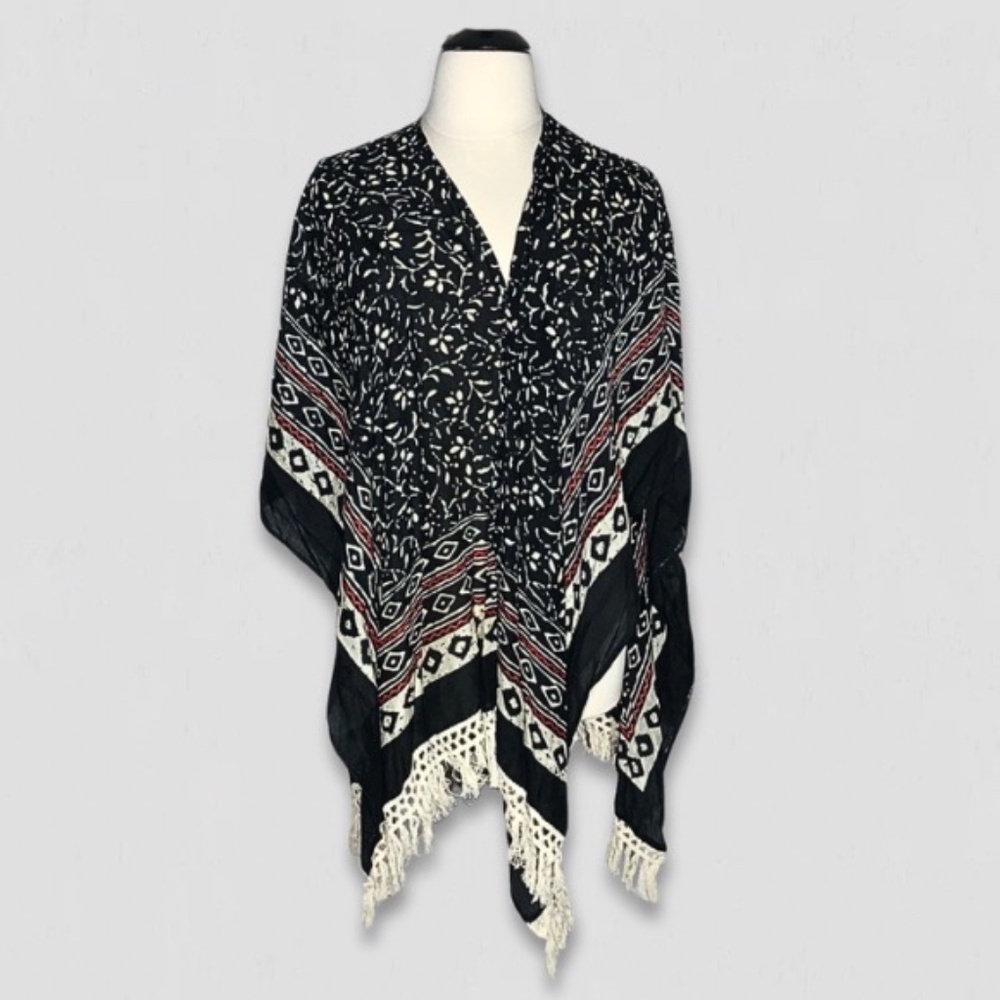 World Market Poncho Shawl Fringe Boho Triangular Black Cream